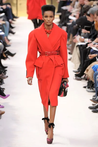 Look 38
